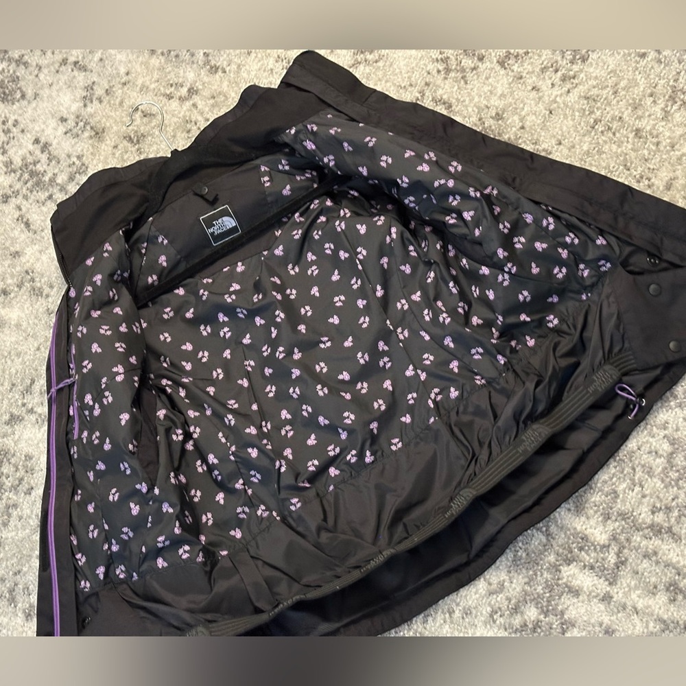 Rain Coat, Multiple Pockets. Flowered Pattern Lin… - image 3